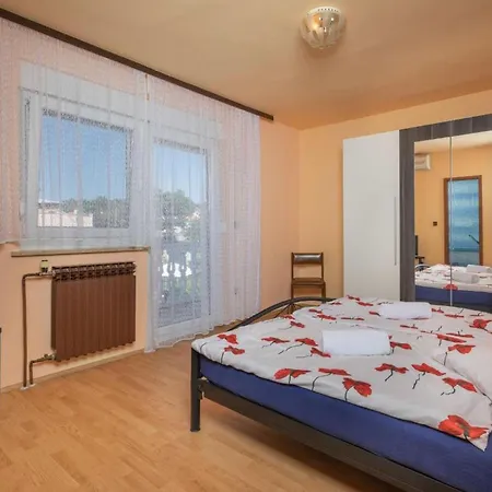 Vikendica House House Lola Krapan