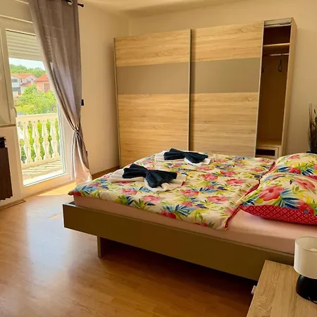House House Lola Ferienhaus Krapan
